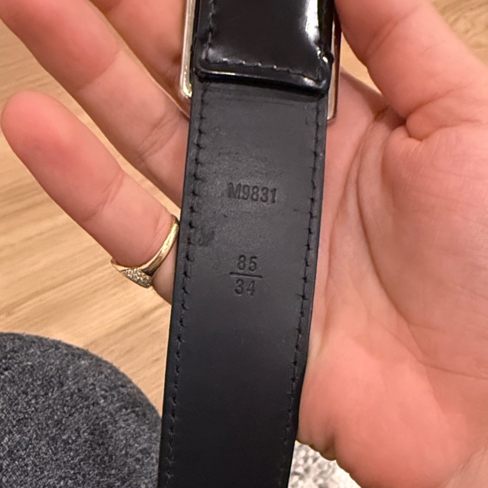 Louis Vuitton Black Leather Belt with Silver-Tone LV Buckle - Picture 3 of 5